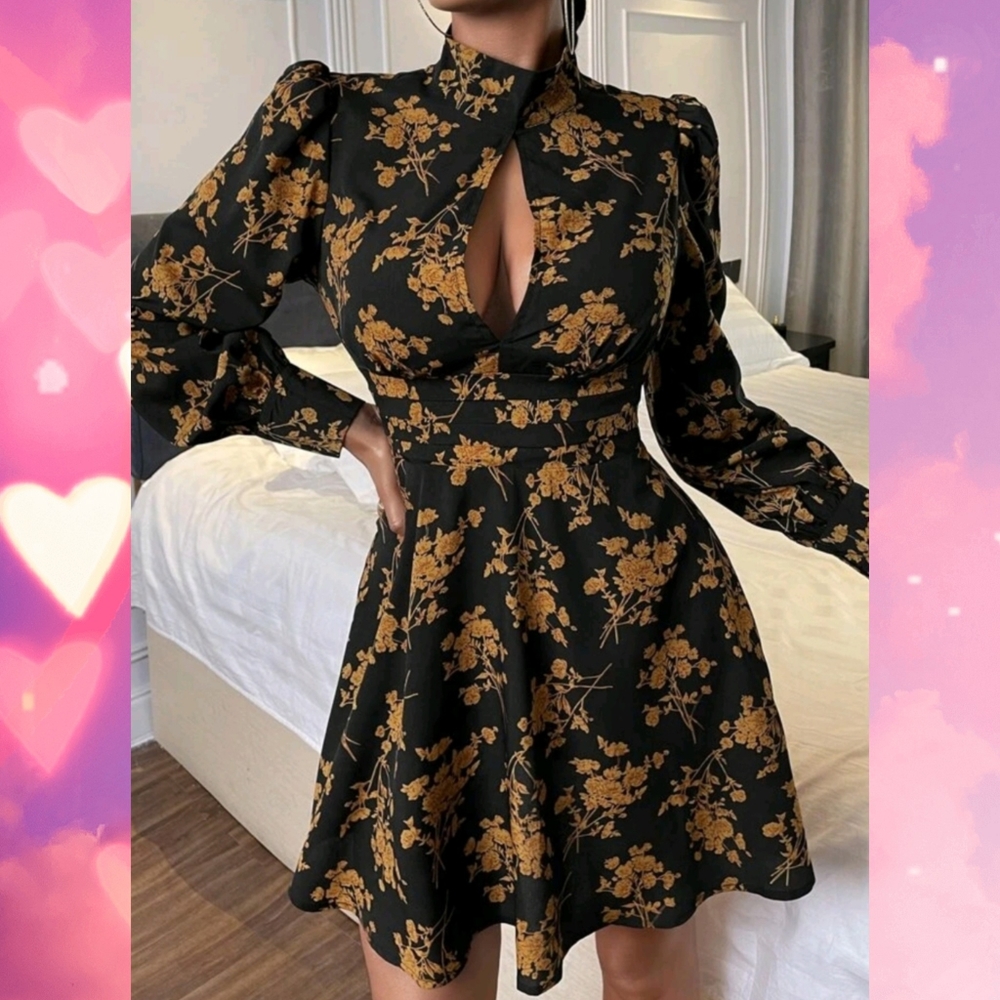 Floral peekaboo front swing dress